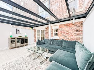 Photo 10- click for photo gallery